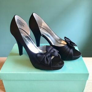 MichaelAngelo Black Heel